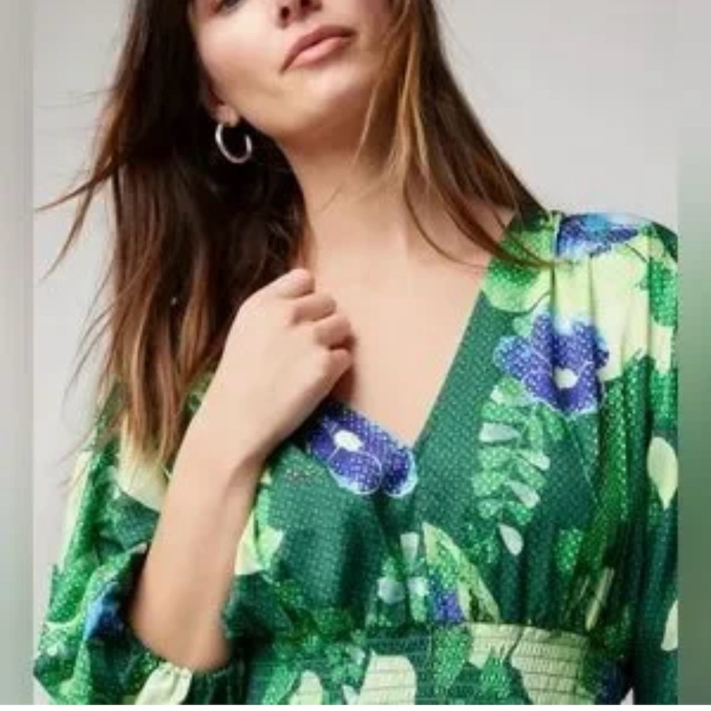 WHBM Smocked Waist Kimono Sleeve Blouse Like New Size S